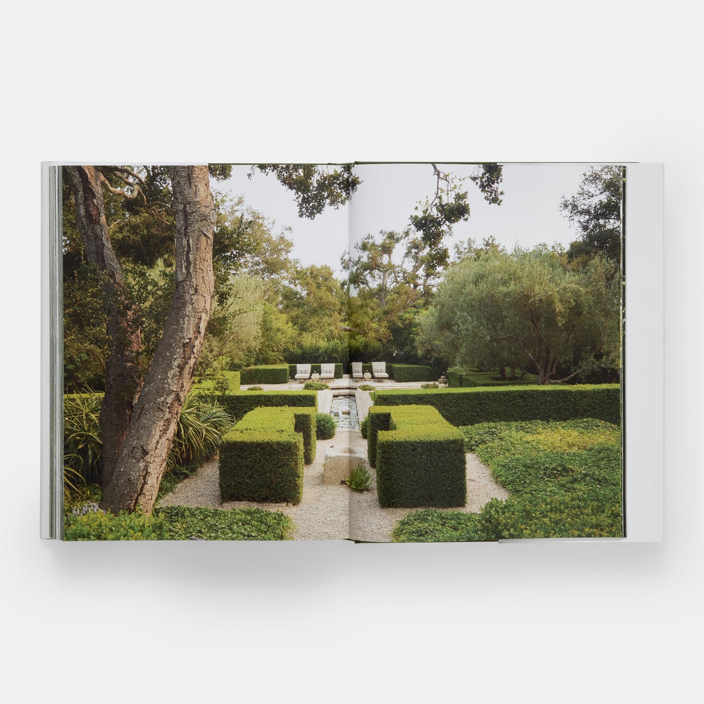 Glorious Gardens: Edén Privado de los Diseñadores de Interiores Líderes del Mundo