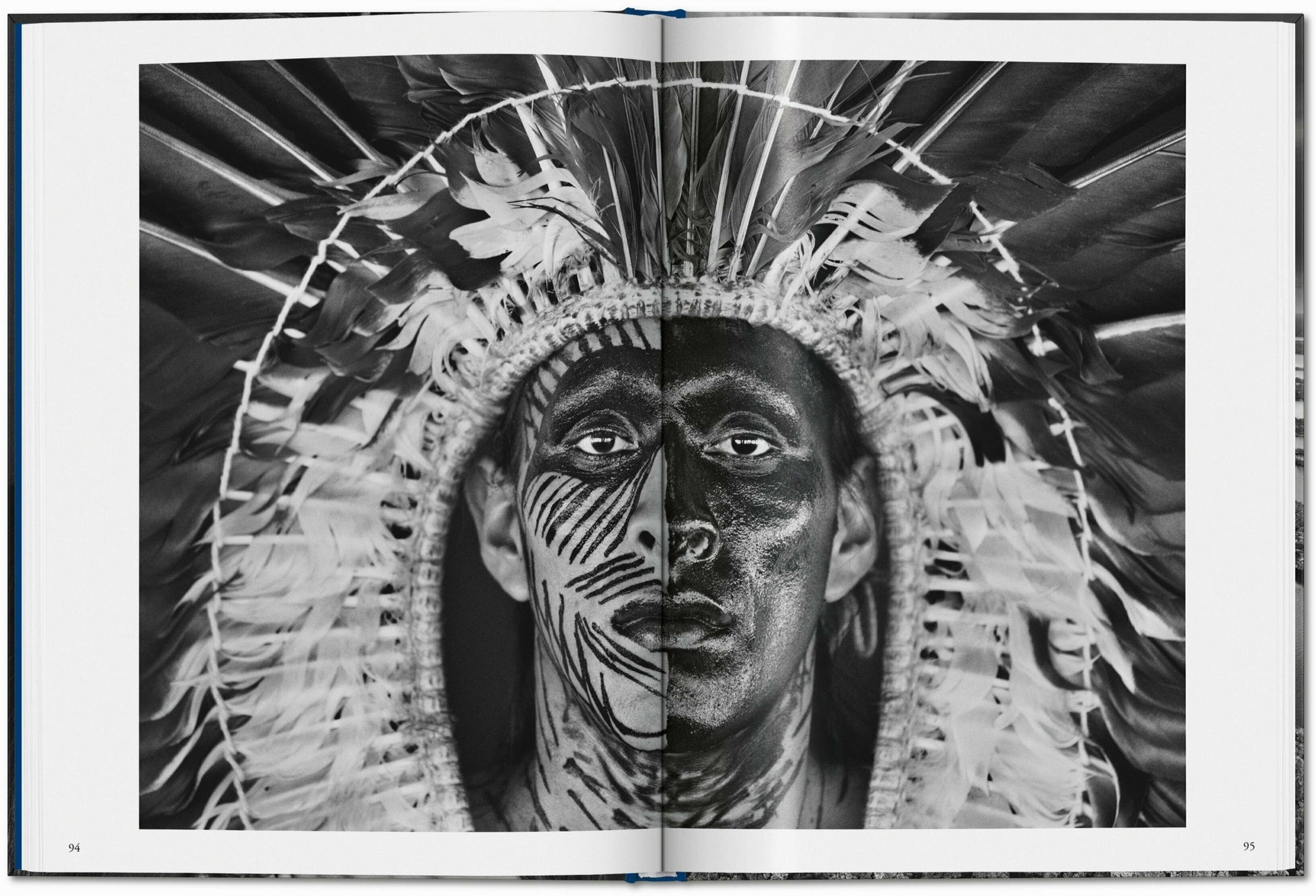 Sebastião Salgado. Amazonia