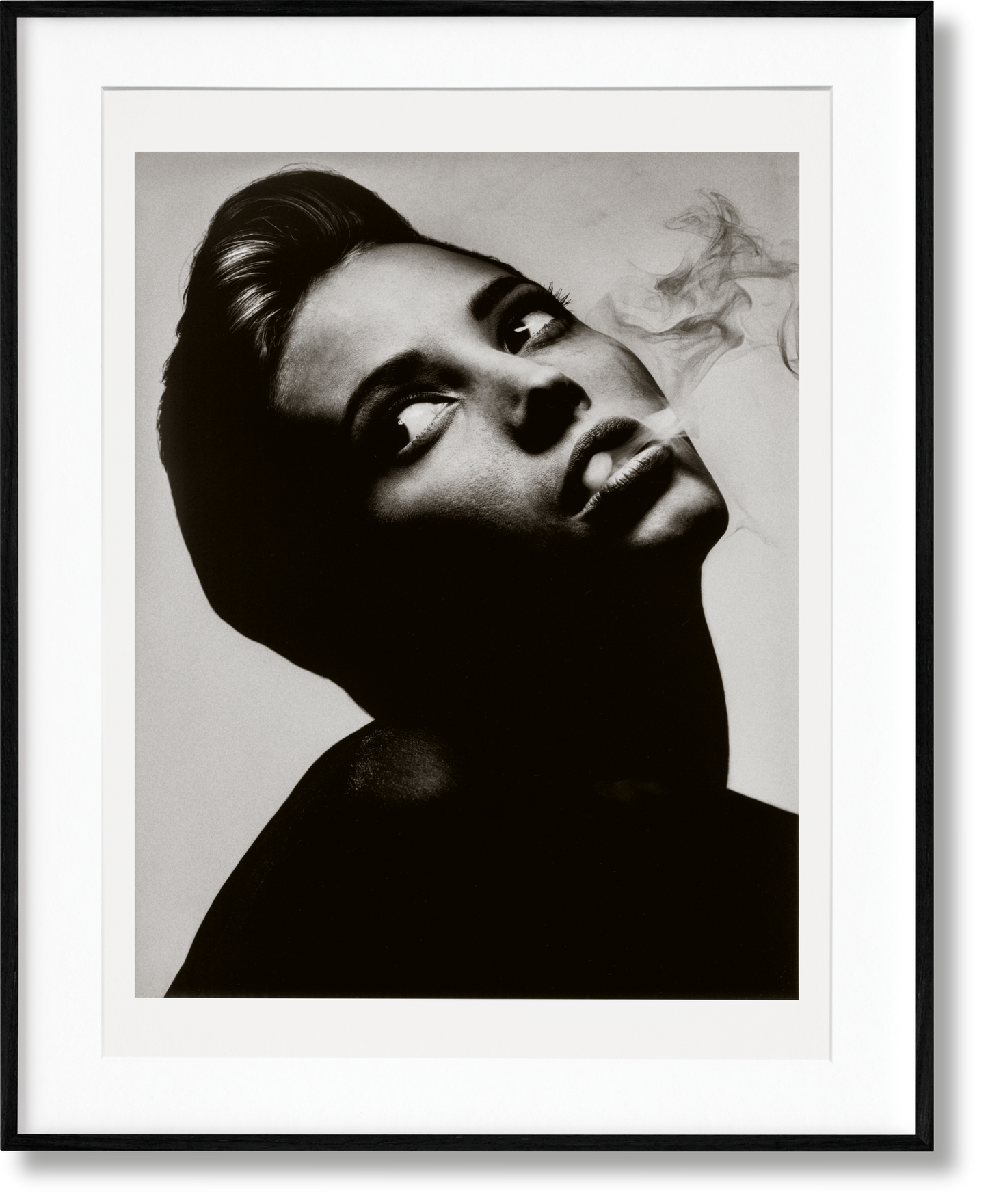 Albert Watson. Kaos. 2.ª edición. Edición de Arte n.º 101-150, "Christy Turlington (Humo), Ciudad de Nueva York", 1990