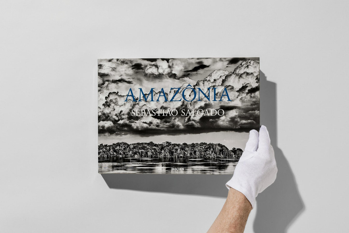Sebastião Salgado. Amazonia