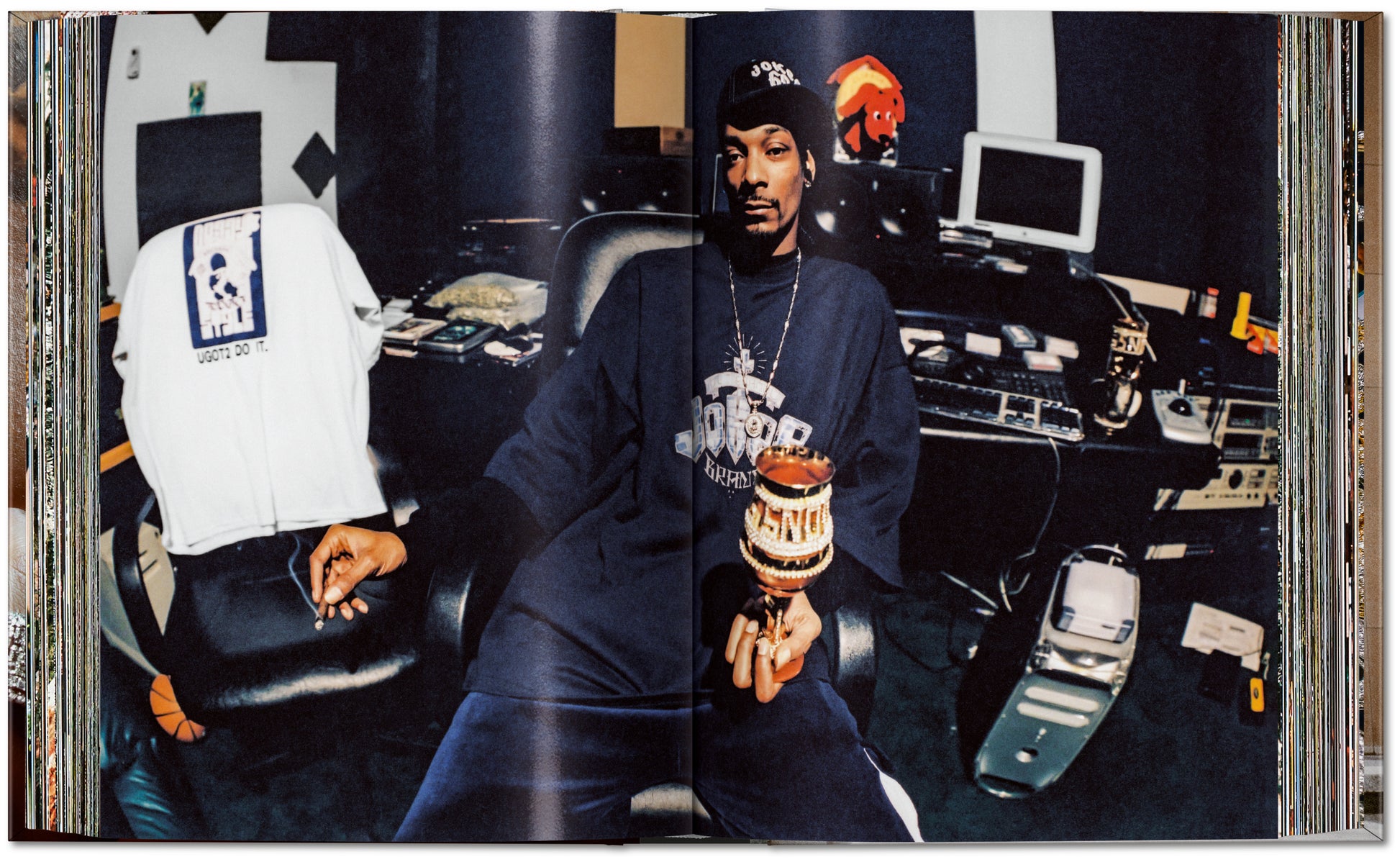 ICE COLD. A HIP-HOP JEWELRY HISTORY. 45TH ED.