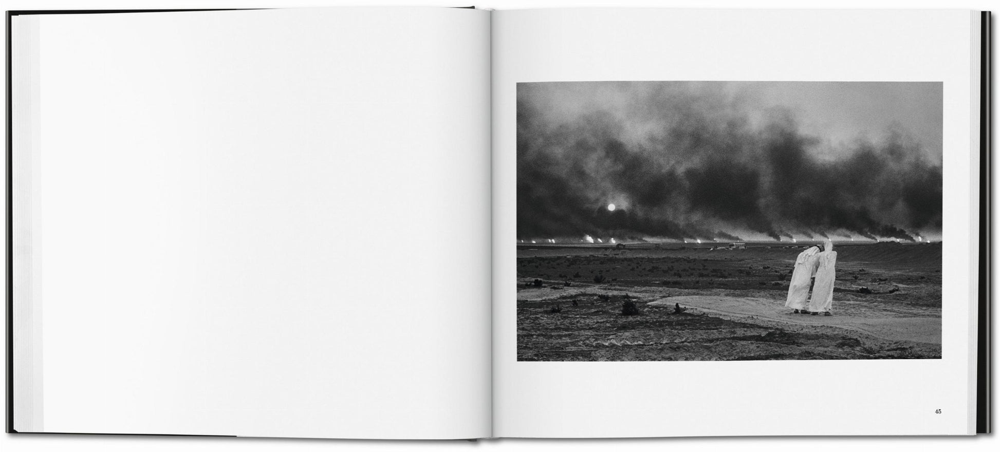 Sebastião Salgado. Kuwait. Un desierto en llamas