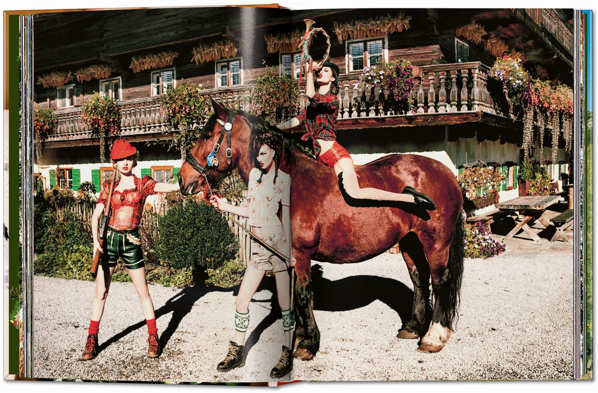 Ellen von Unwerth. Patria