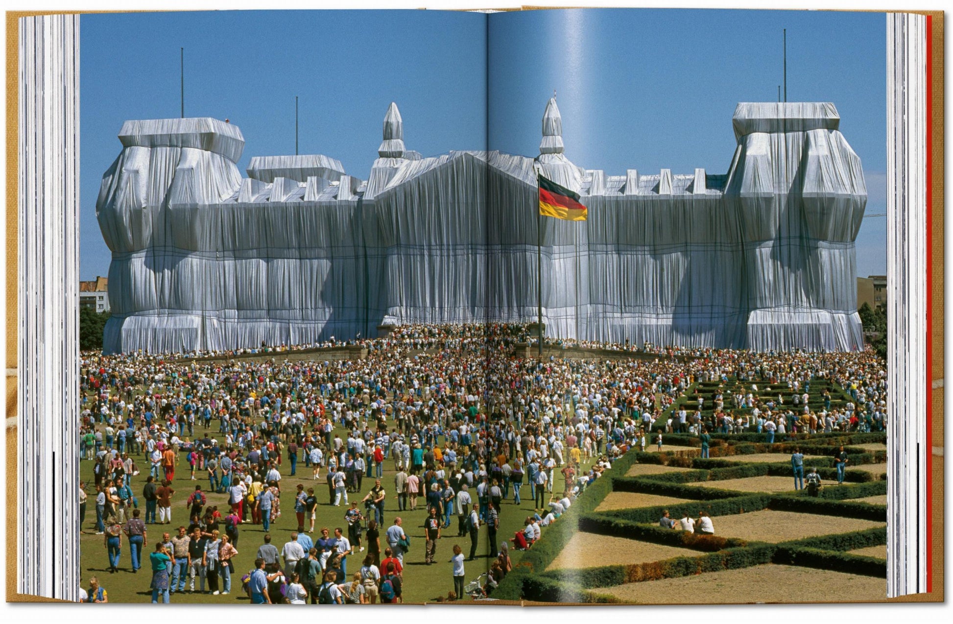 Christo y Jeanne-Claude. 40.ª ed.