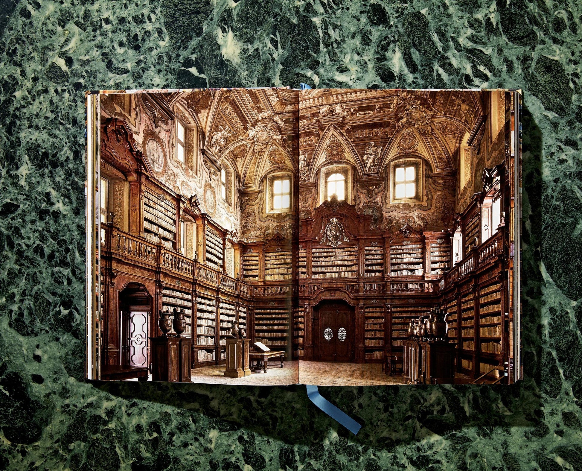 Massimo Listri. Las bibliotecas más bellas del mundo