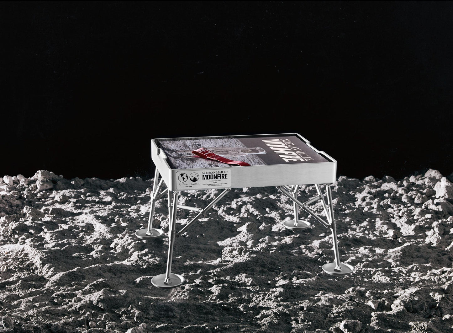 Norman Mailer, Marc Newson. MoonFire, Edición Lunar de Roca Nro. 1.968 "NWA 4936"