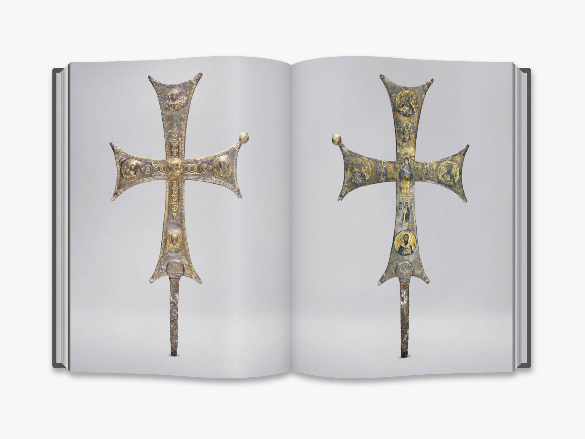 The Wyvern Collection: Byzantine and Sasanian Silver, Enamels and Works of Art (The Wyvern Collection)