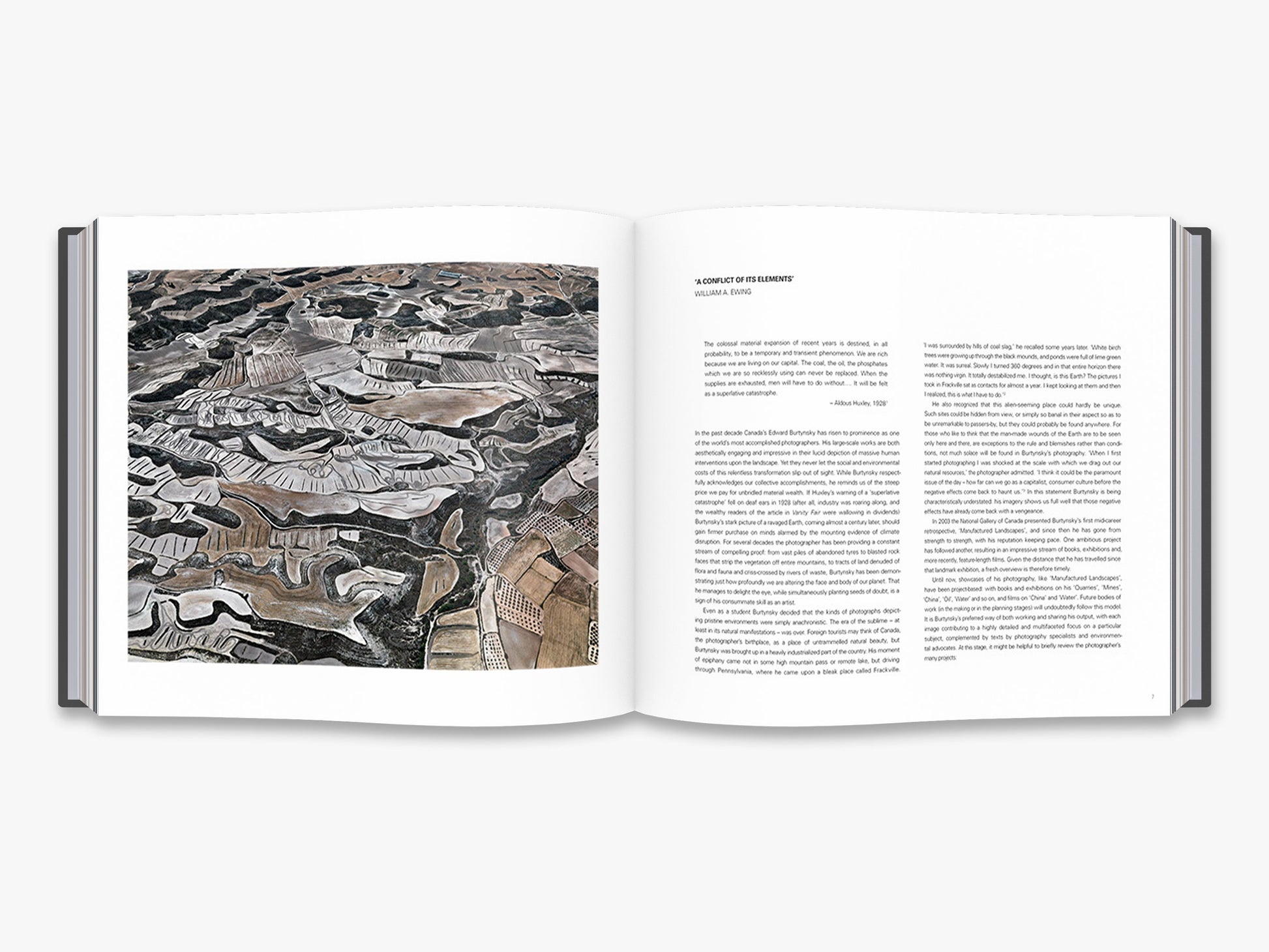 Edward Burtynsky: Essential Elements (Deluxe Edition)