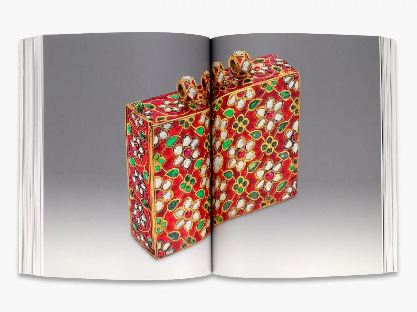 Adornment and Splendour (The al-Sabah Collection)