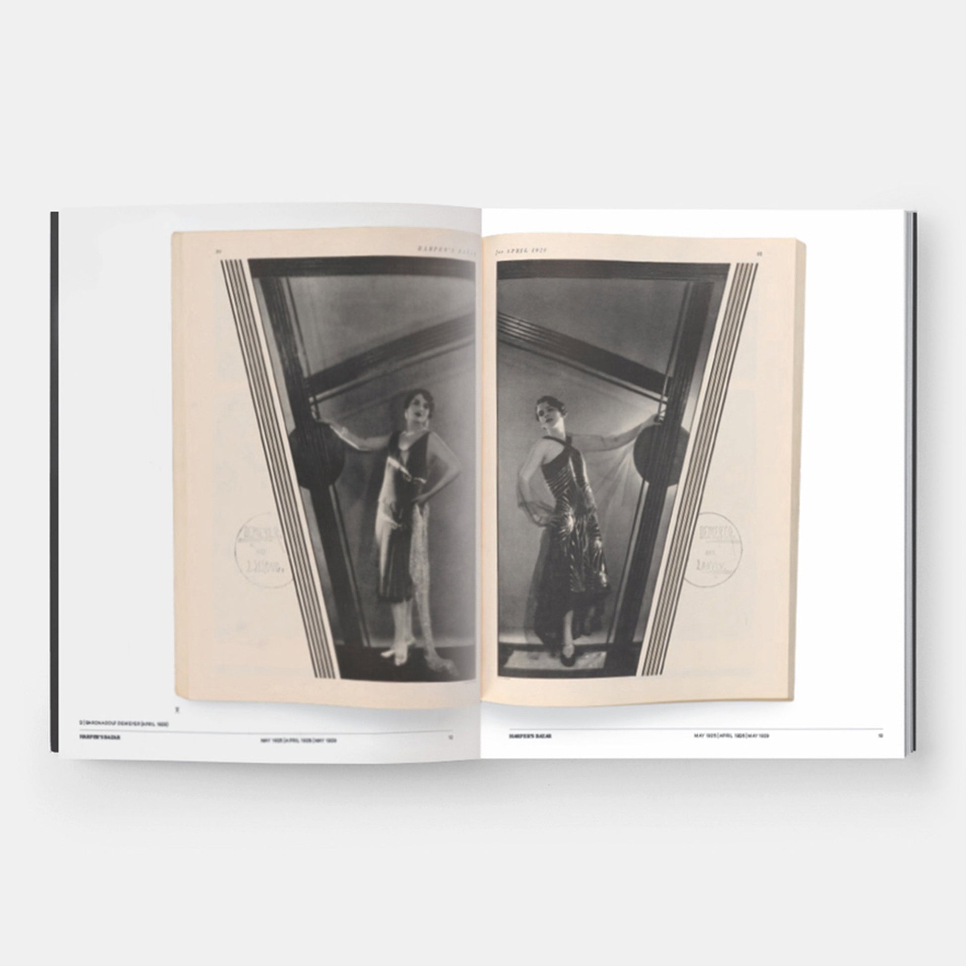 ISSUES: A HISTORY OF PHOTOGRAPHY IN FASHION MAGAZINES