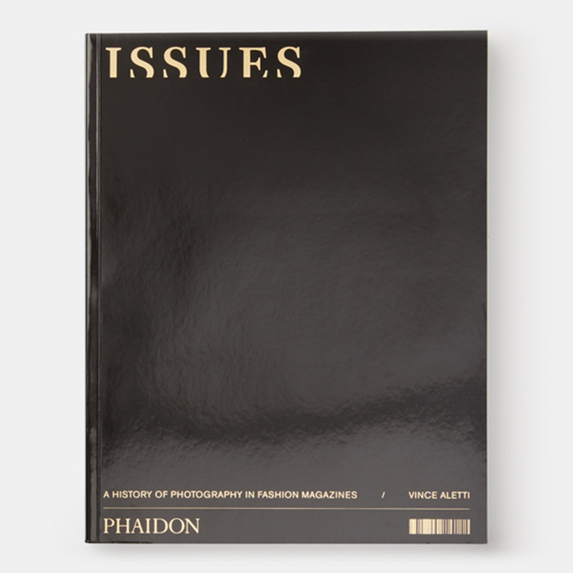 ISSUES: A HISTORY OF PHOTOGRAPHY IN FASHION MAGAZINES
