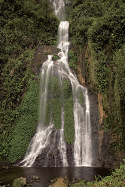 Agua Riqueza de Colombia-Weaving The Planet & Villegas Editores-Libros
