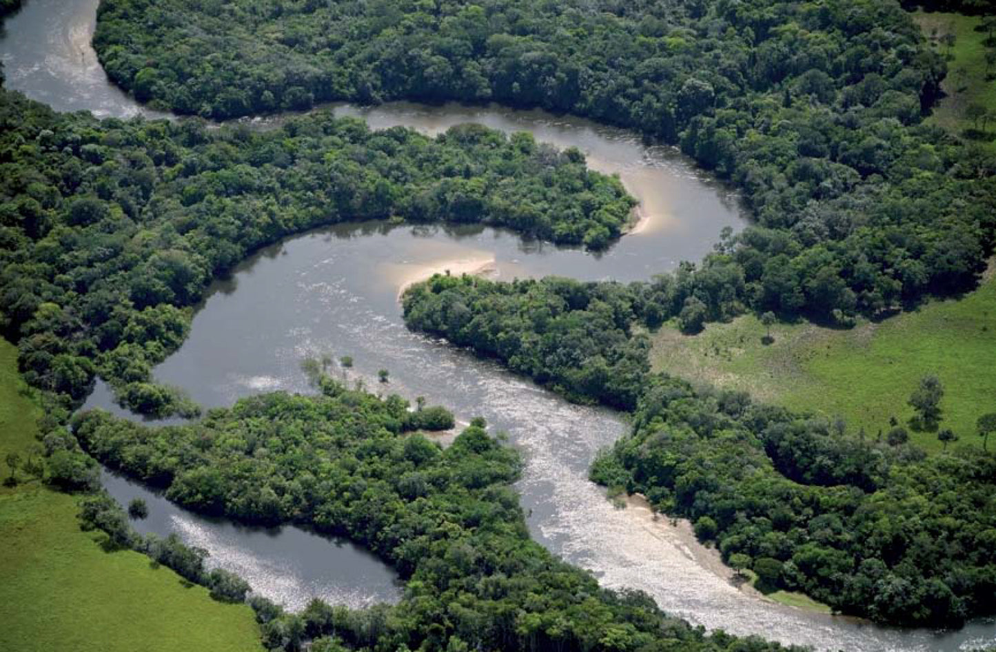 Casanare - Astounding views from the air -Weaving The Planet & Villegas Editores-Libros
