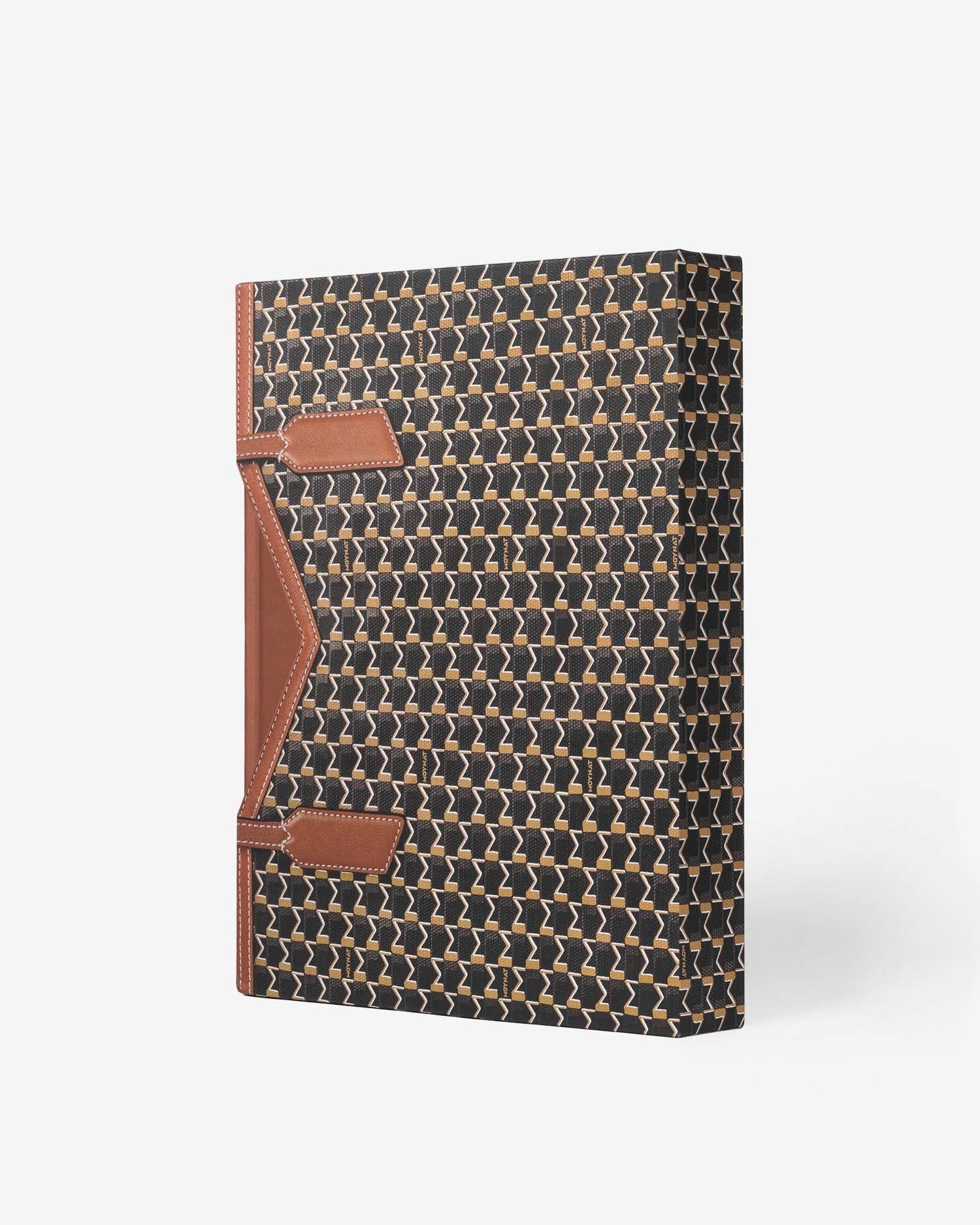 MOYNAT
