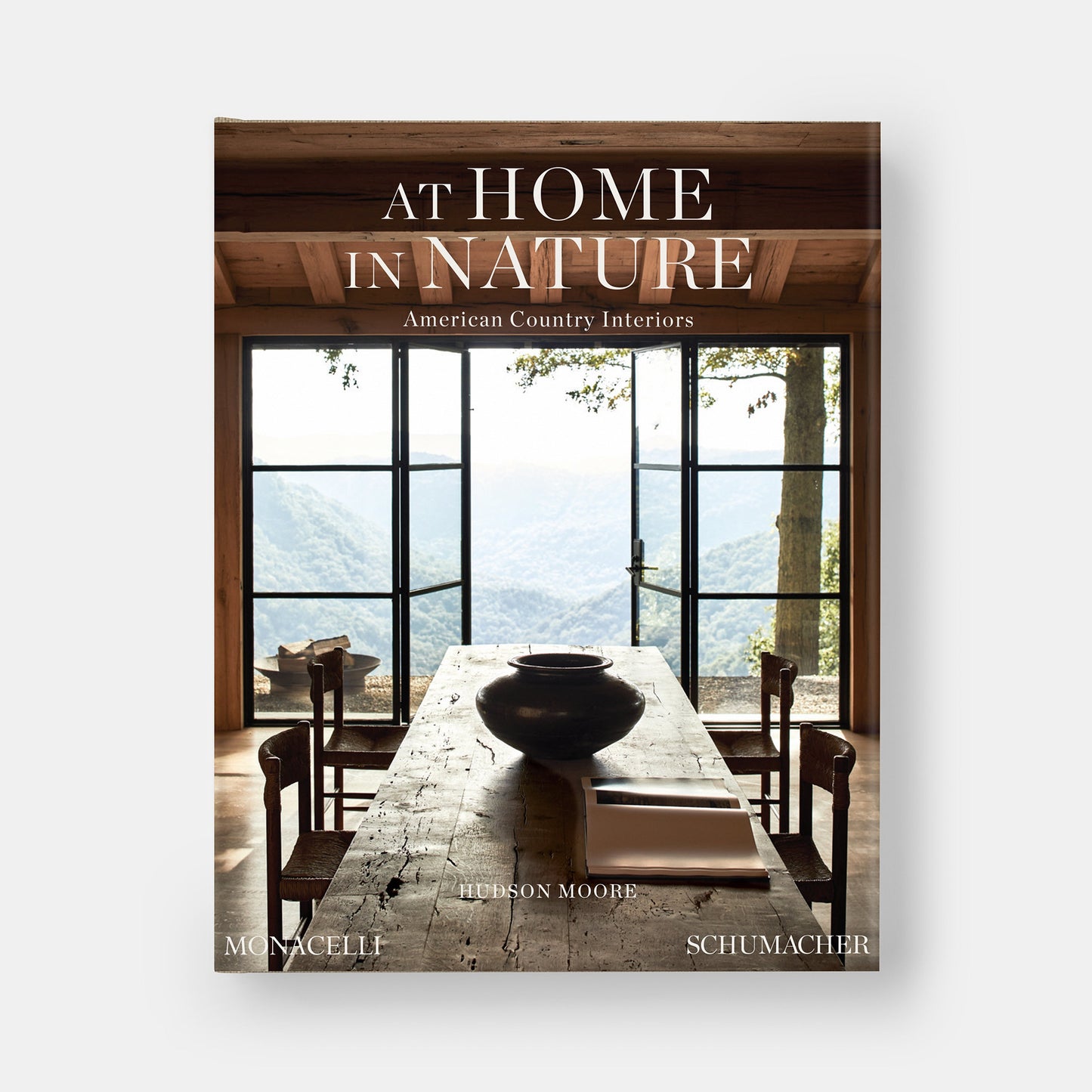 AT HOME IN NATURE: AMERICAN COUNTRY INTERIORS