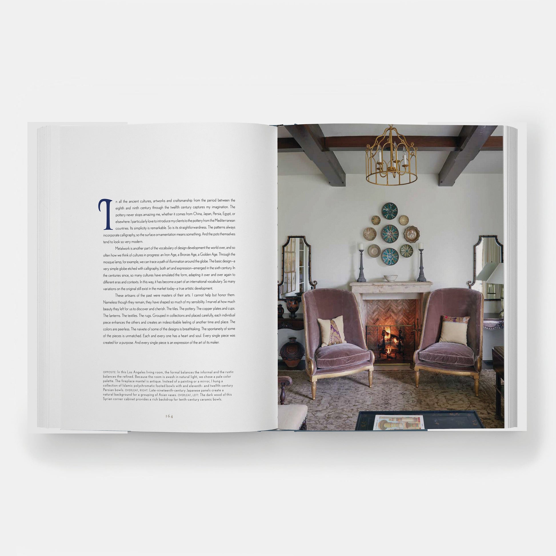 Un romance de Oriente y Occidente: Interiores de Mona Hajj
