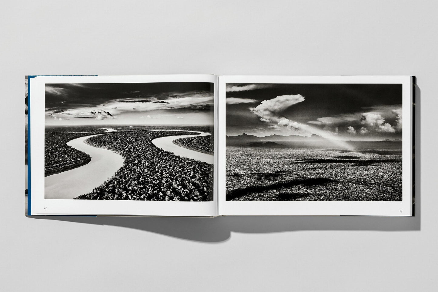 Sebastião Salgado. Amazonia