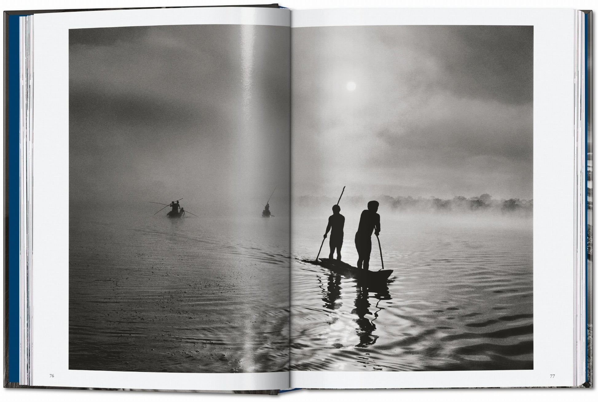 Sebastião Salgado. Amazônia. 45.ª ed.