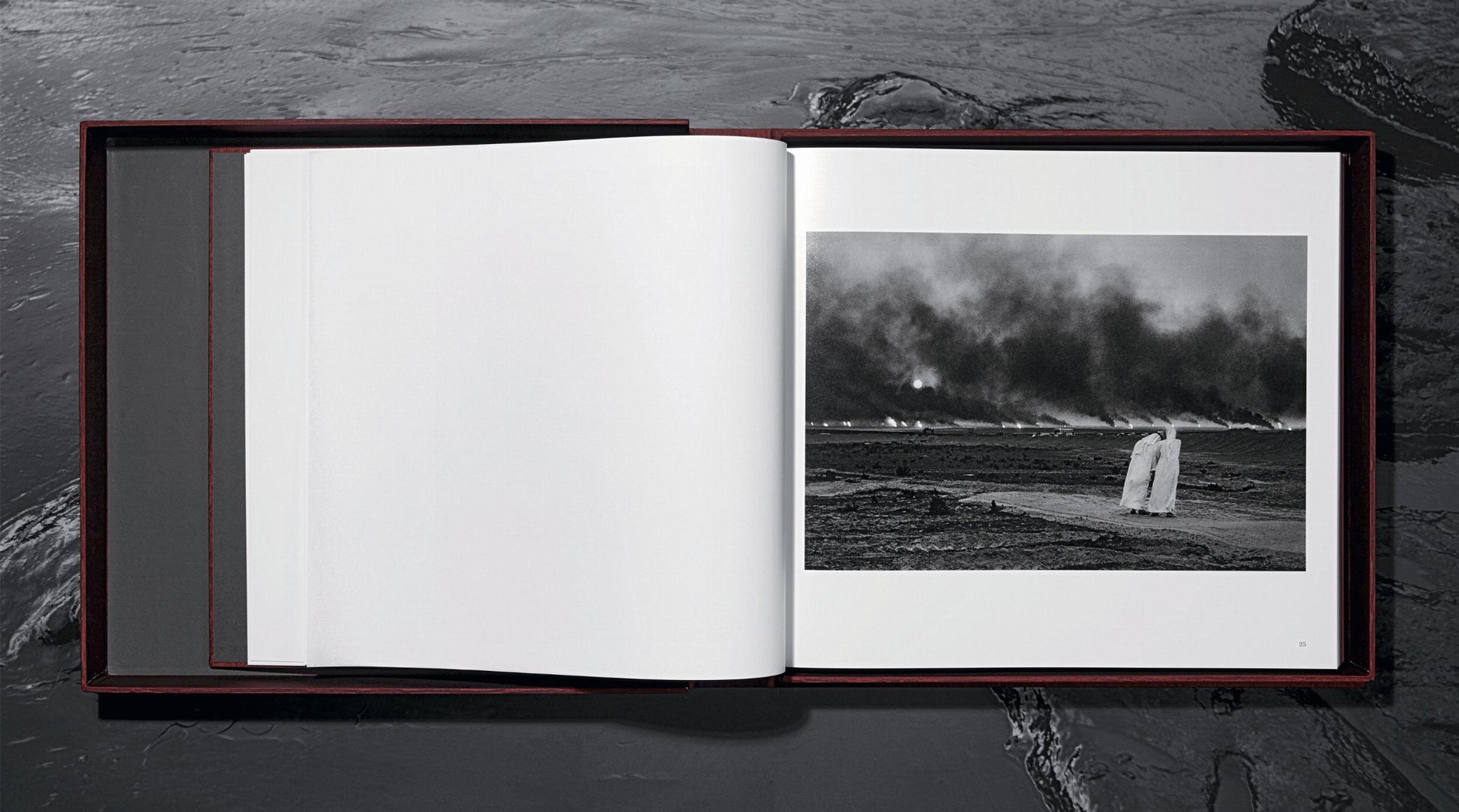 Sebastião Salgado. Kuwait. Un desierto en llamas