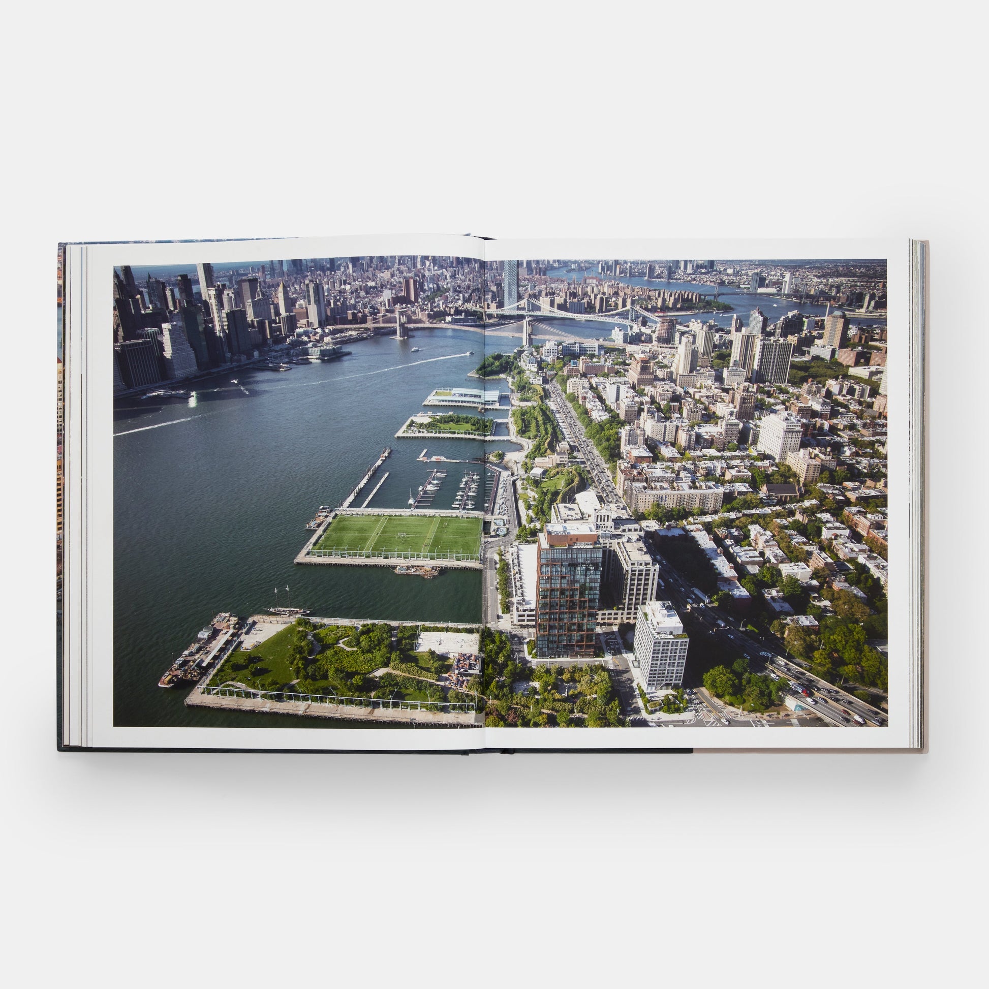 Parque de Brooklyn Bridge: Michael Van Valkenburgh Associates