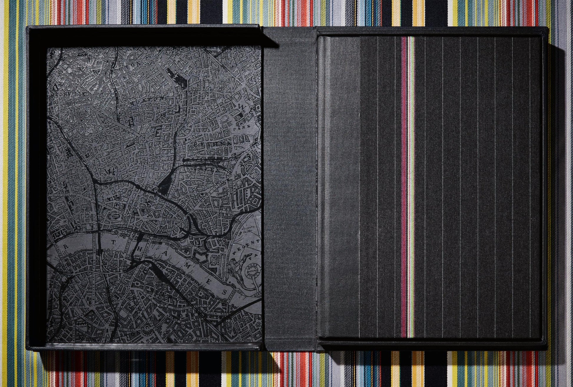 Londres. Retrato de una ciudad, Edición Paul Smith n.º 501-1.000 «Agente de tráfico»