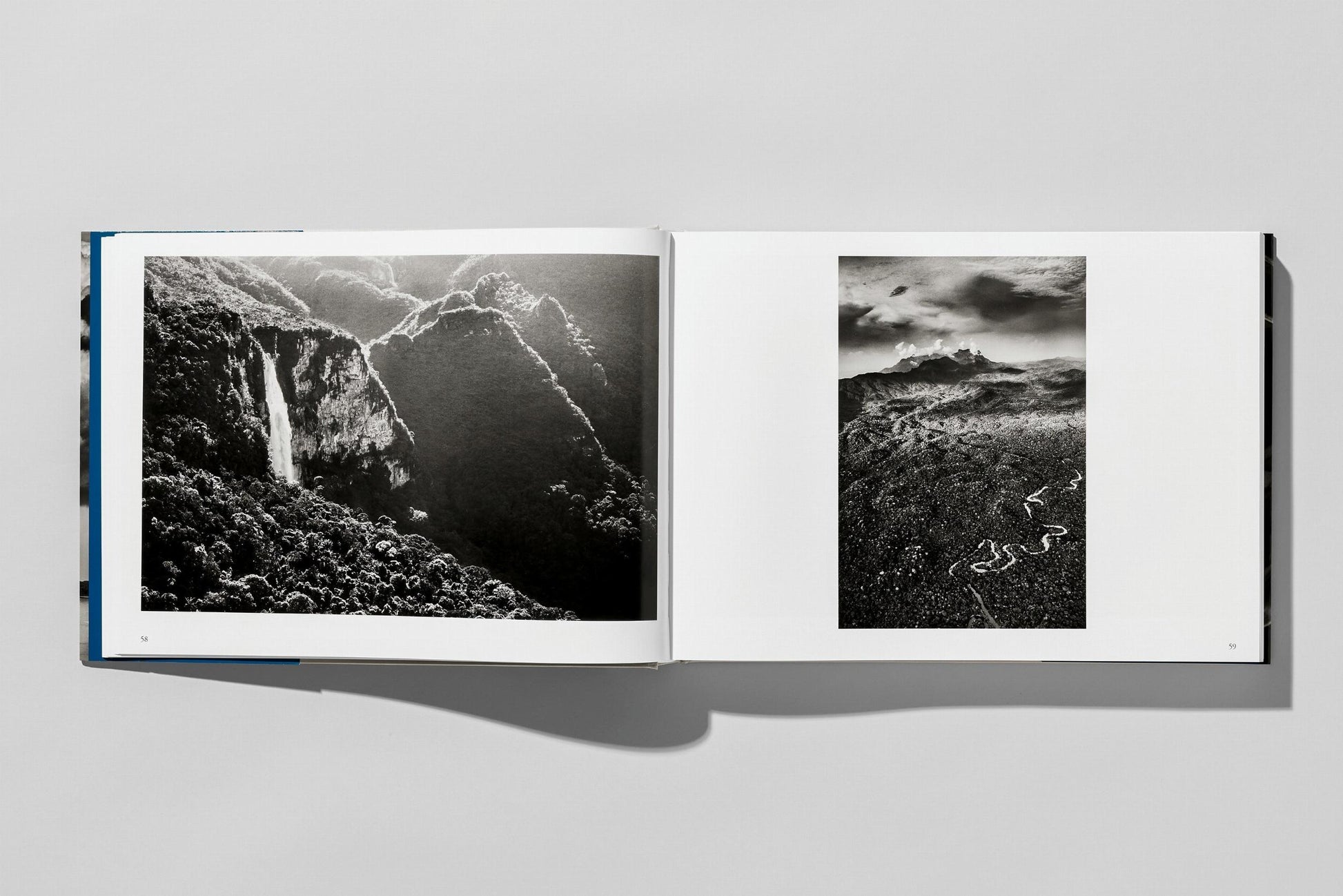 Sebastião Salgado. Amazonia