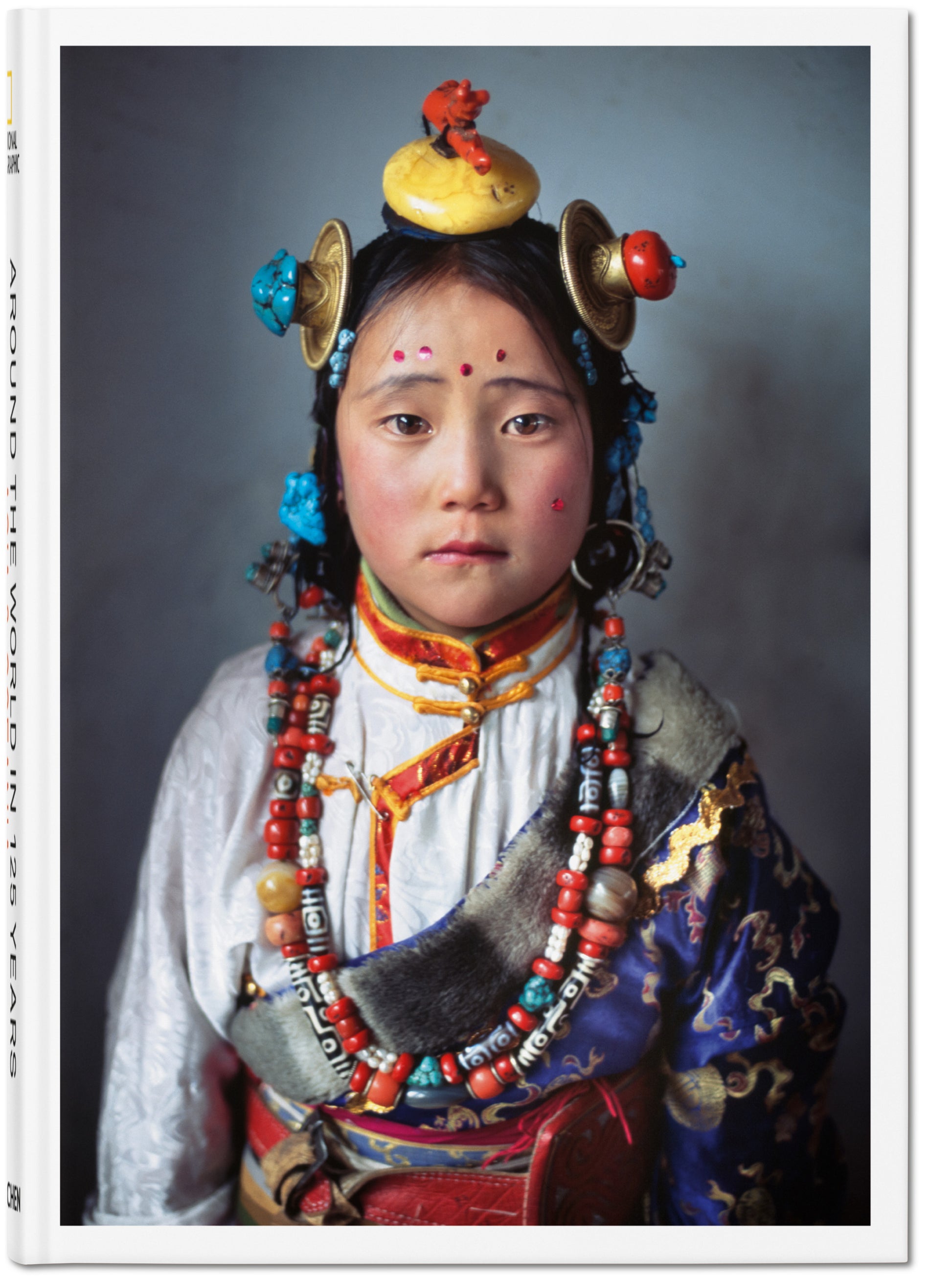 National Geographic. Around the World in 125 Years