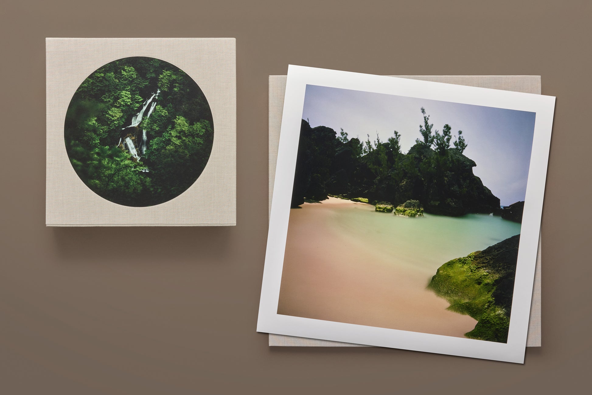Darren Almond. Fullmoon. Art Edition No. 1–60, ‘Fullmoon@Horseshoe Bay Cove’
