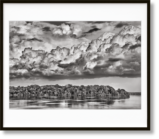 Sebastião Salgado. Amazônia, Edición de arte n.º 301–400 «El Paraná que conecta el río Negro con el río Cuyuní»