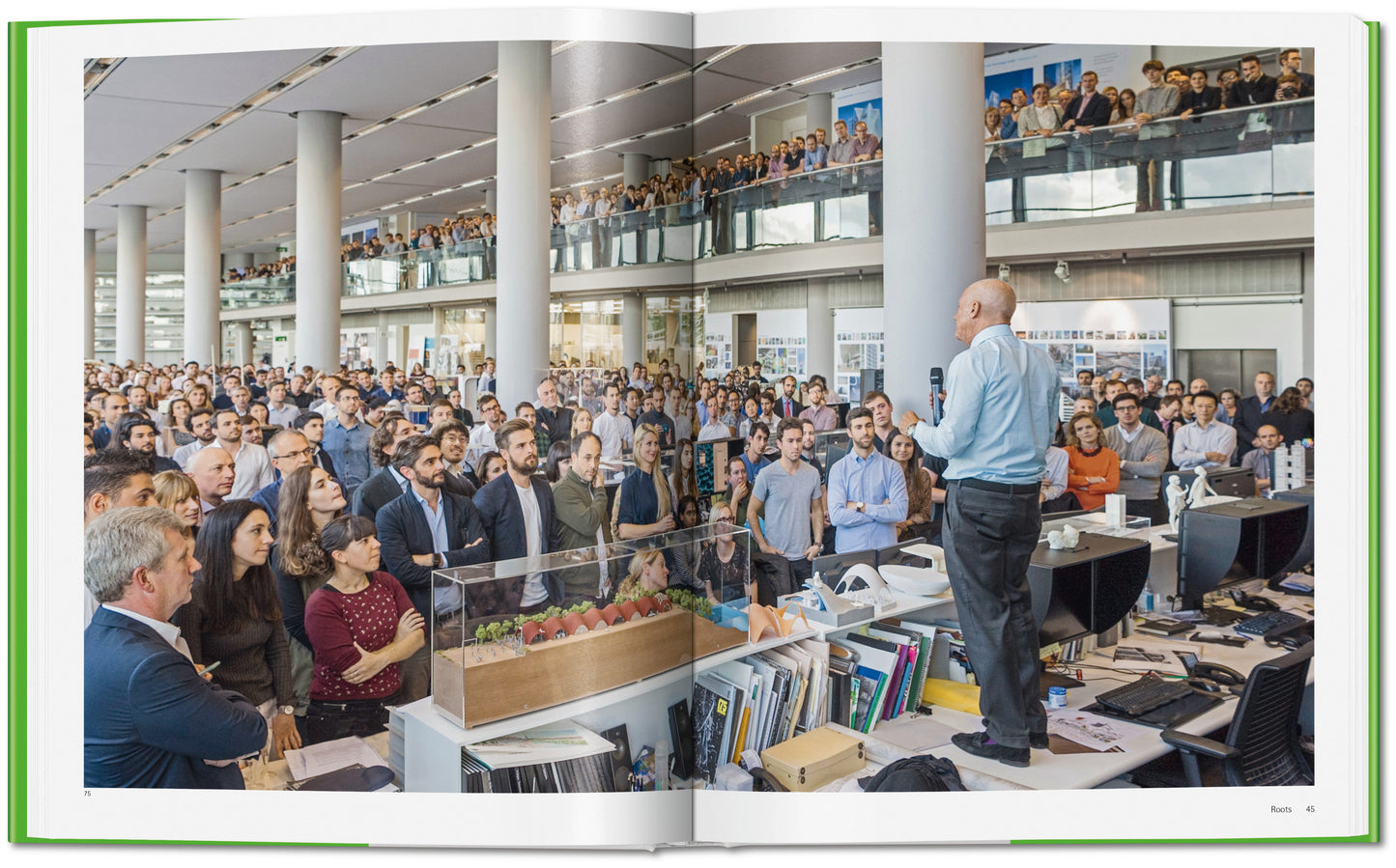Norman Foster. Redes