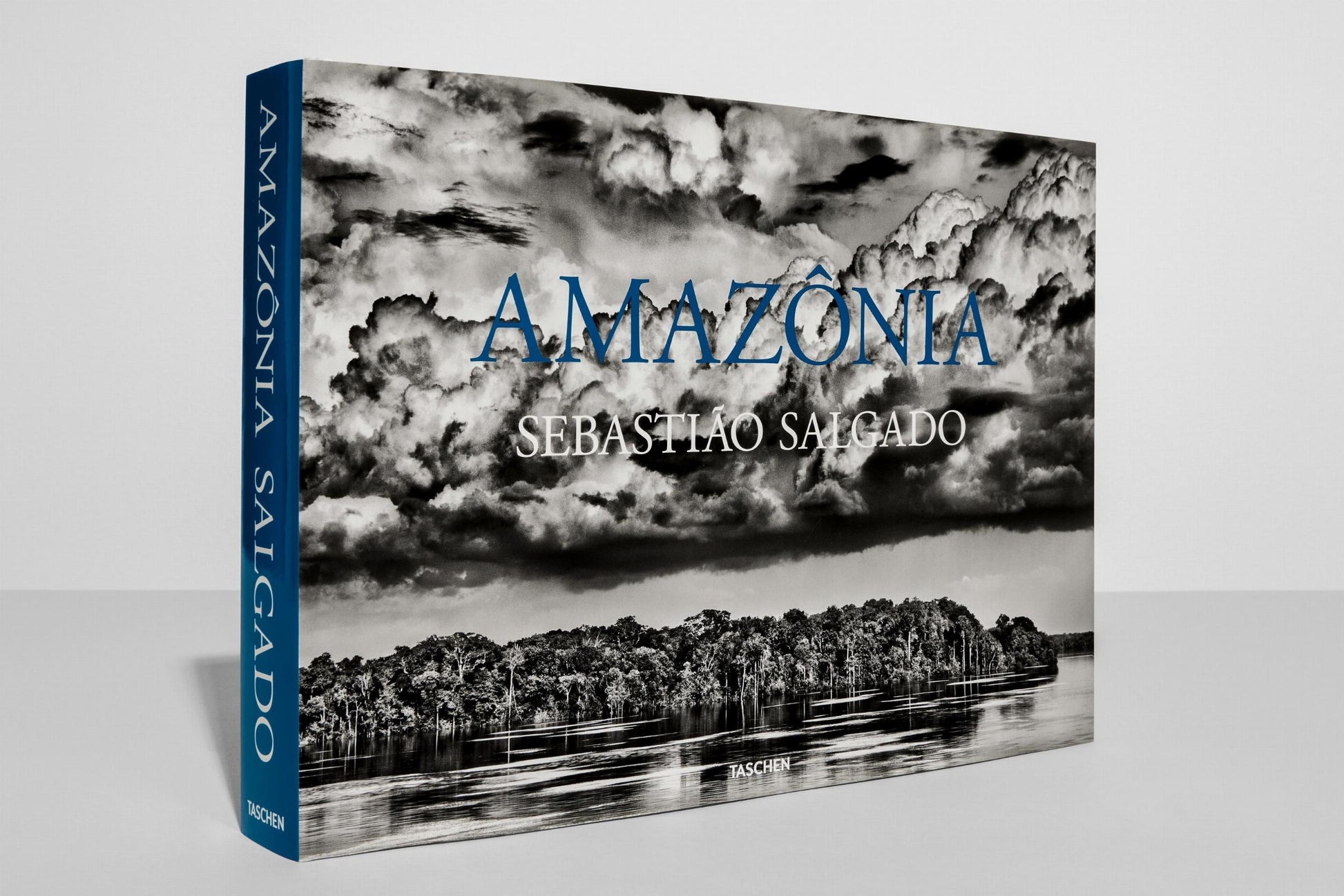 Sebastião Salgado. Amazonia