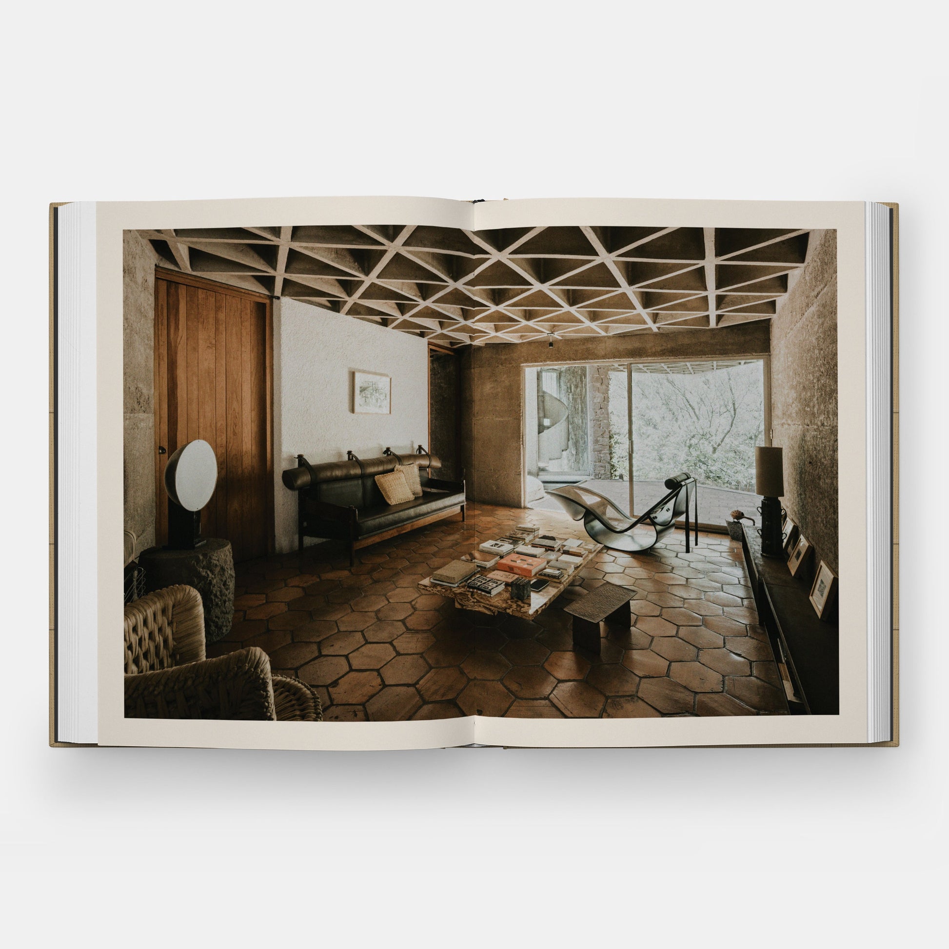 MESOAMERICAN MODERN: ANCIENT IDEAS IN CONTEMPORARY MEXICAN HOMES