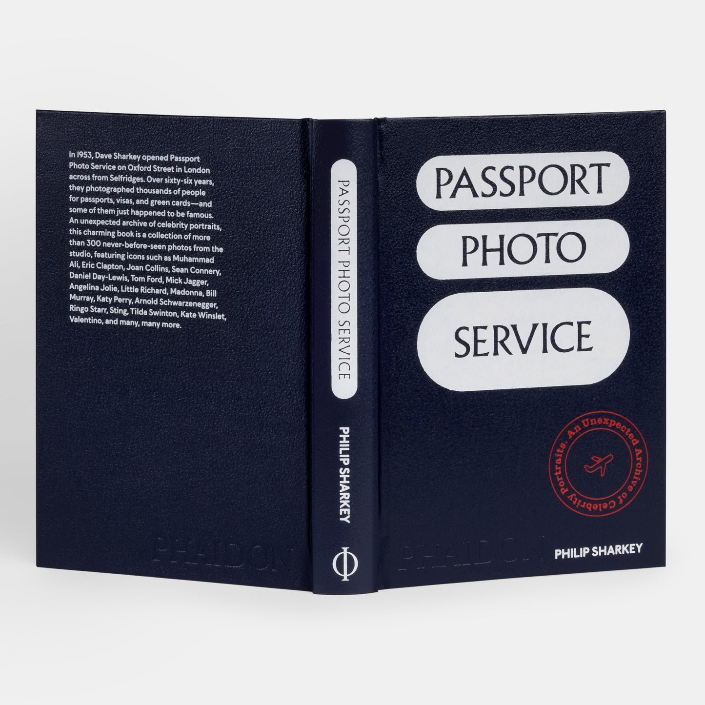 Servicio de Fotos de Pasaporte: Un Archivo Inesperado de Retratos de Celebridades