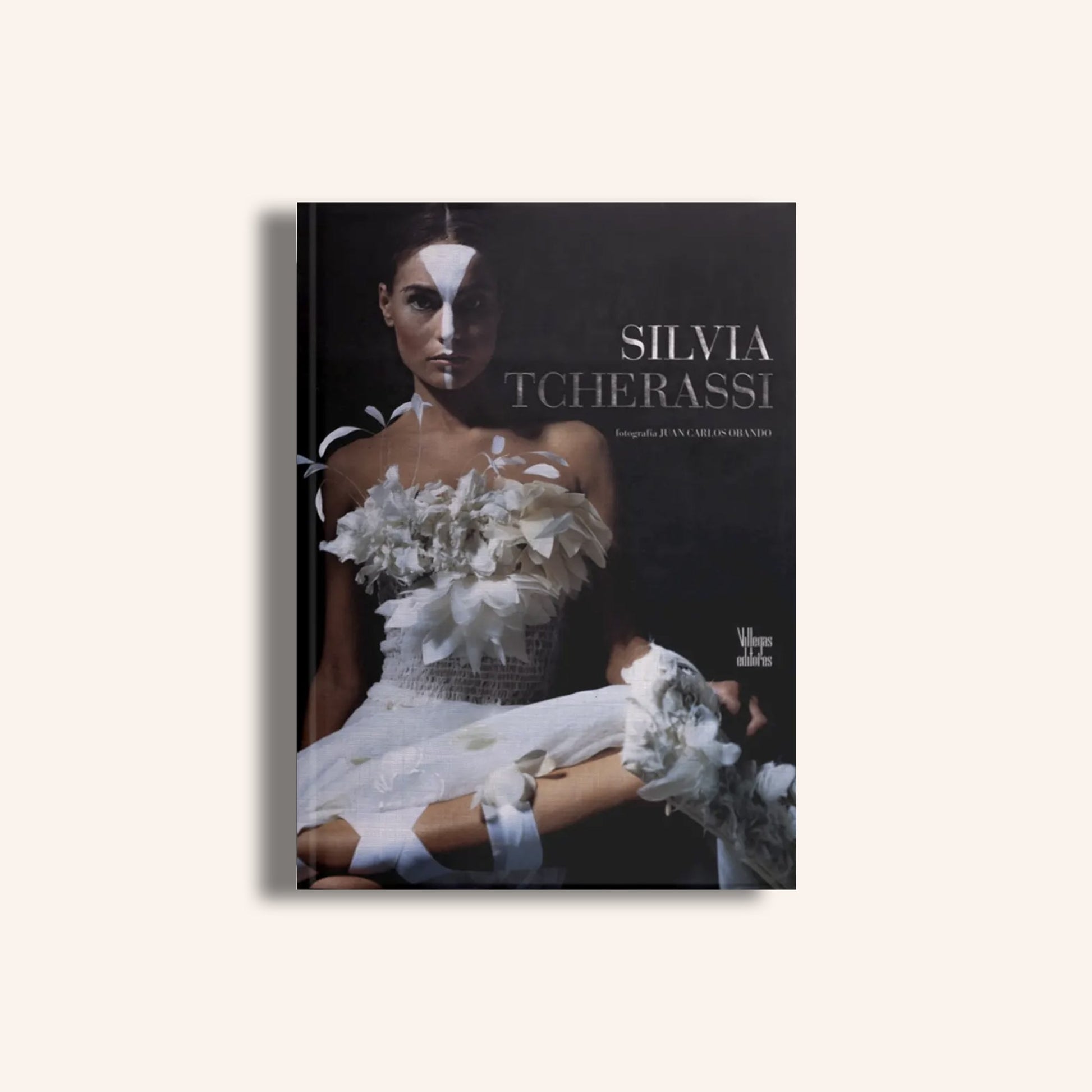 SILVIA TCHERASSI-Weaving The Planet & Villegas Editores-Libros