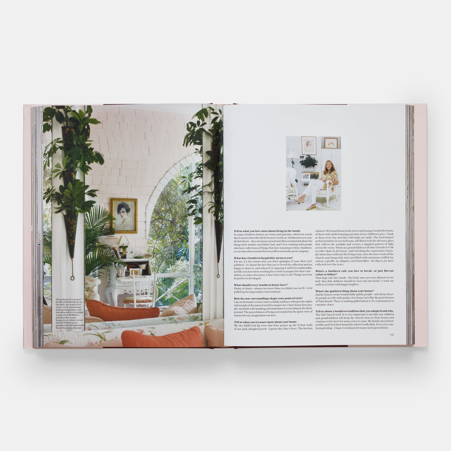 Interiores sureños: una celebración del estilo personal [Un libro de diseño de interiores de Schumacher]