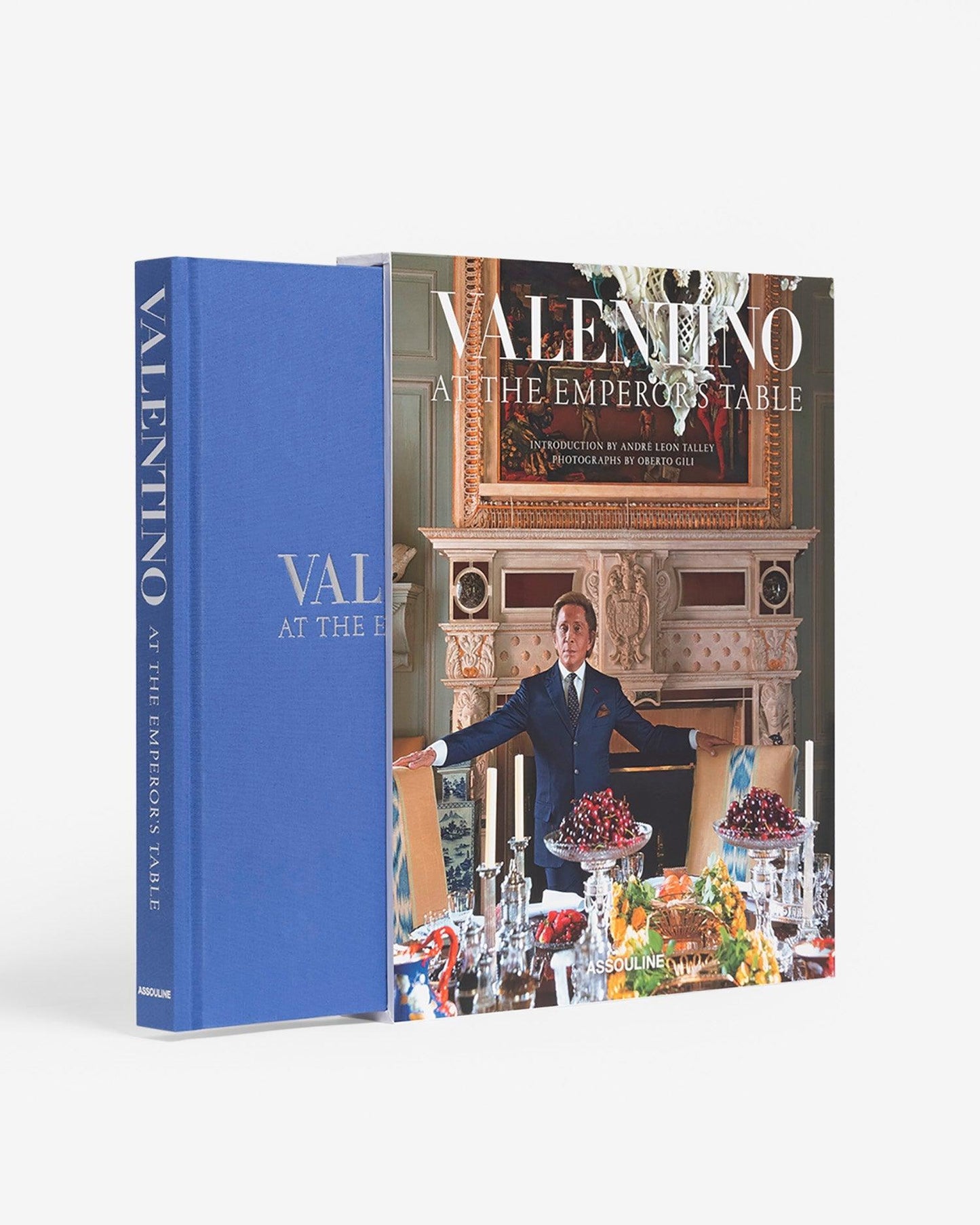 VALENTINO: EN LA MESA DEL EMPERADOR